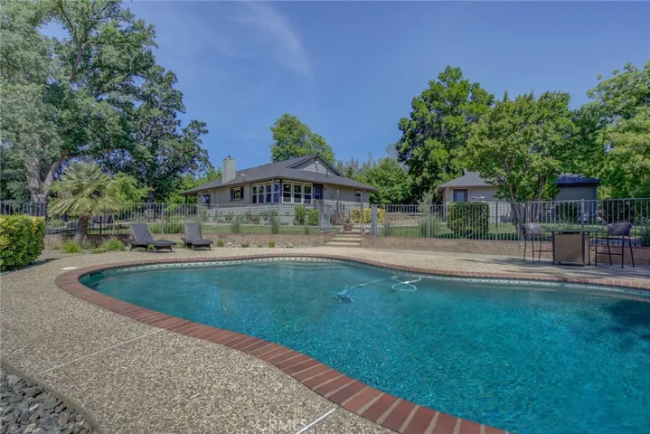 18525 Farquhar Road, Cottonwood, California 96022