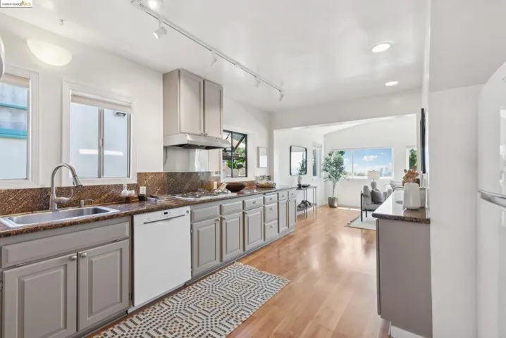 4601 Fairbairn Ave, Oakland, California 94619