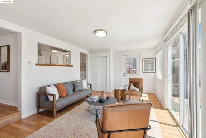 4601 Fairbairn Ave, Oakland, California 94619