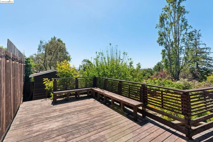 4601 Fairbairn Ave, Oakland, California 94619