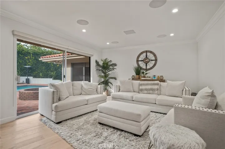 6617 Via Siena, Rancho Palos Verdes, California 90275