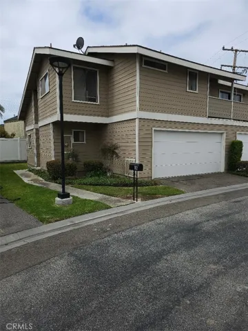 1121 Sandi Lane, Costa Mesa, California 92627
