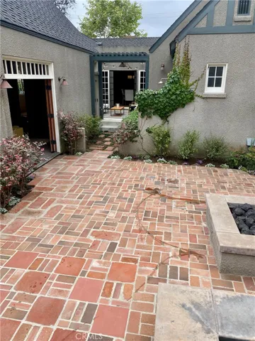 Another view of the brick laid in a random pattern.
