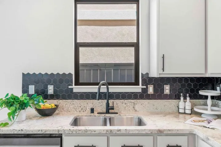 2249 Ellesmere Loop, Roseville, California 95747