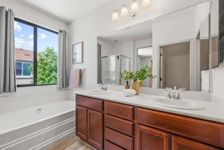 2249 Ellesmere Loop, Roseville, California 95747