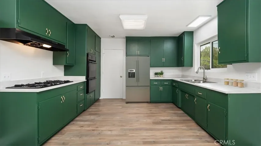 421 W Larkspur Lane, Glendora, California 91740