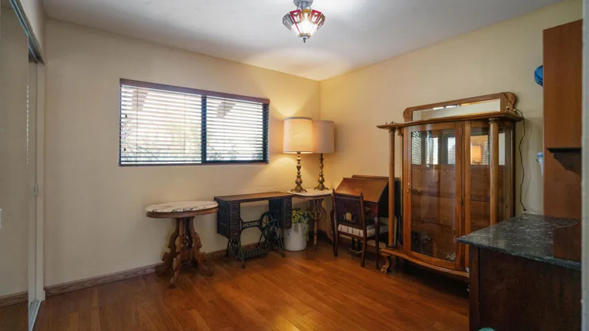 74361 Myrsine Interior-9
