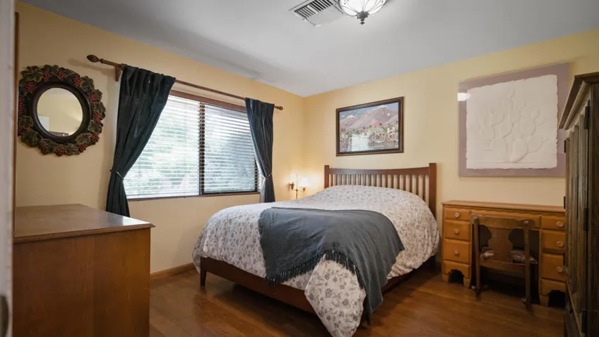 74361 Myrsine Interior-63