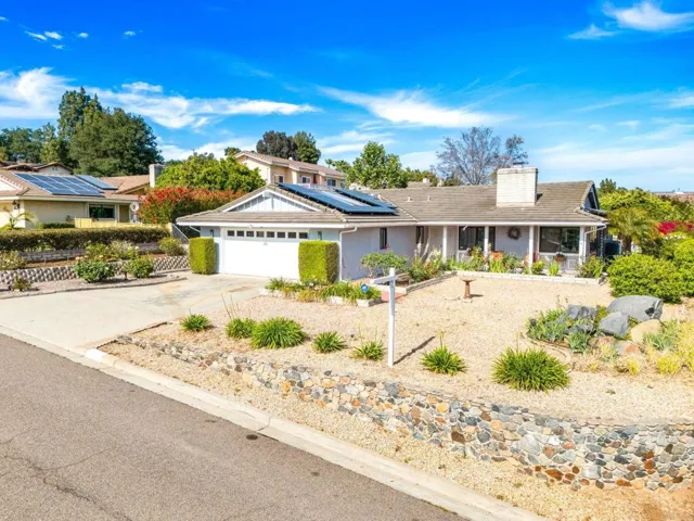 28037 Grassy Way, Escondido, California 92026