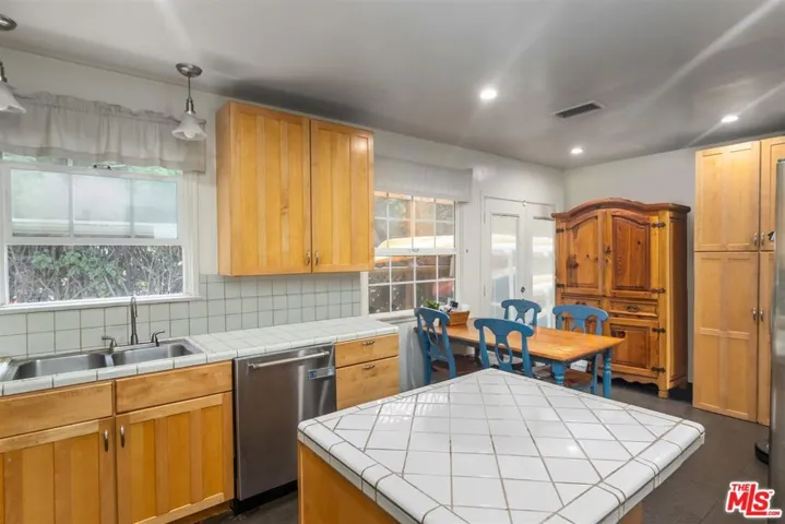 Some tenant possessions removed fom photo
