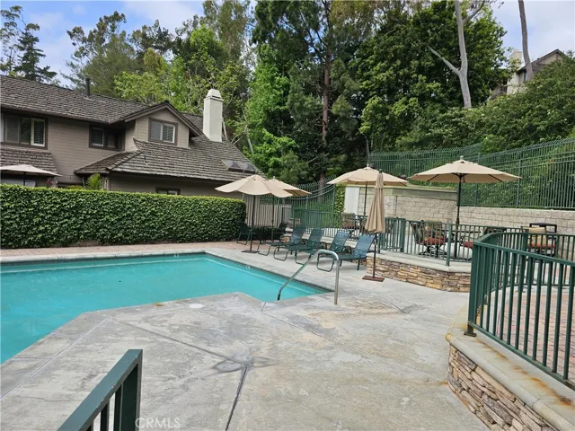 2069 Meadow View Lane, Costa Mesa, California 92627