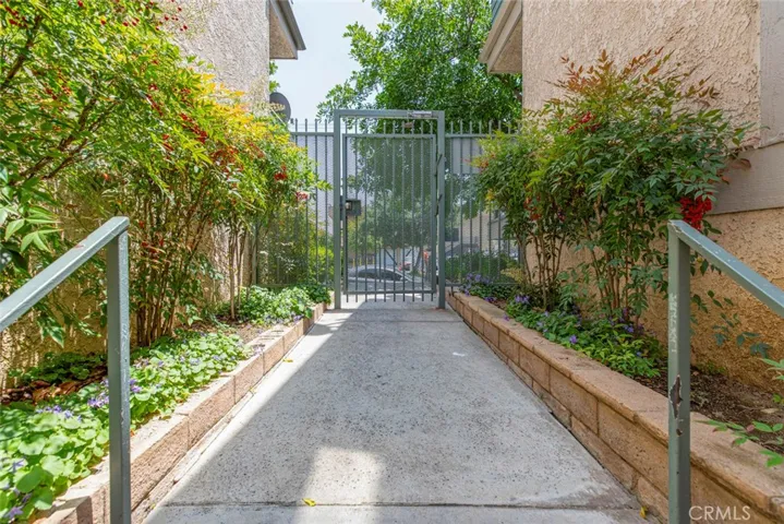 13100 Bromont Avenue 8, Sylmar, California 91342