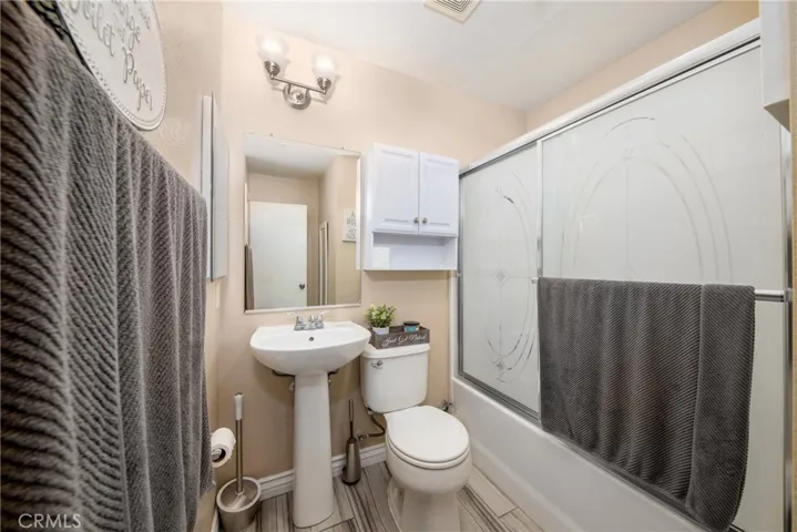 11615 Lark Court, Fontana, California 92337