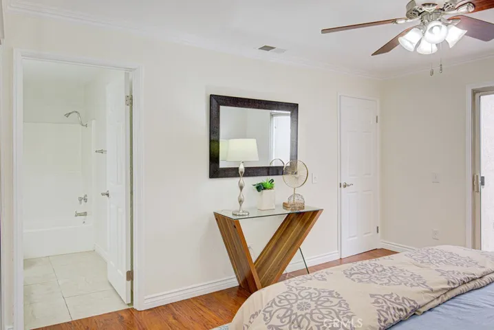 21244 Camelia 10, Lake Forest, California 92630