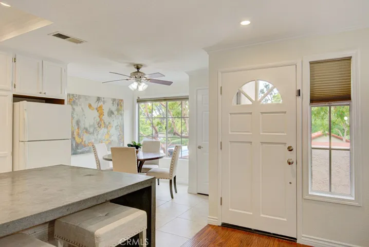 21244 Camelia 10, Lake Forest, California 92630