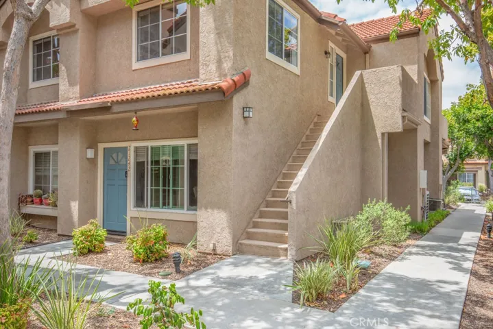 21244 Camelia 10, Lake Forest, California 92630