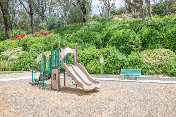 21244 Camelia 10, Lake Forest, California 92630