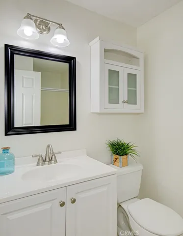 21244 Camelia 10, Lake Forest, California 92630