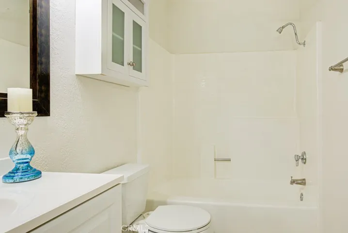 21244 Camelia 10, Lake Forest, California 92630
