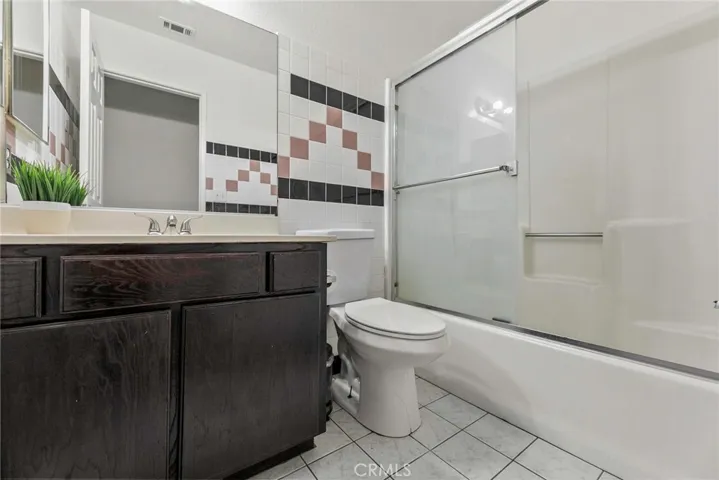 8710 E Avenue S2, Littlerock, California 93543