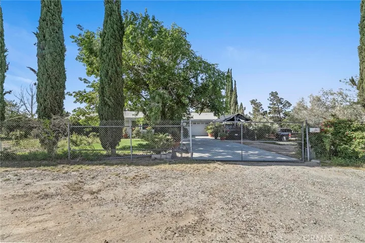 8710 E Avenue S2, Littlerock, California 93543