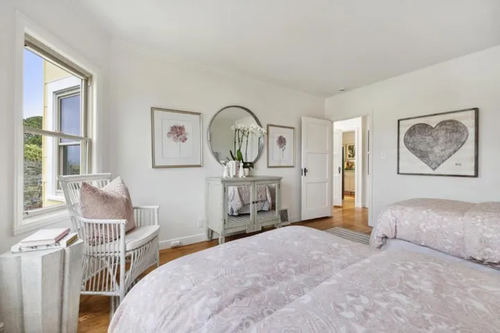 1563 35th Avenue, San Francisco, California 94122
