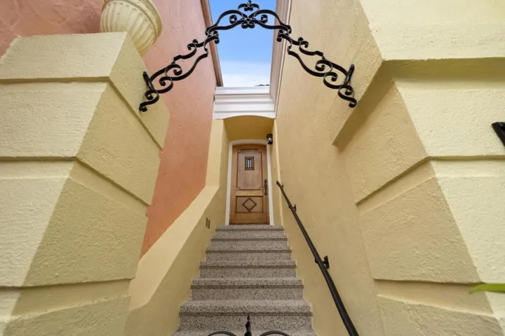1563 35th Avenue, San Francisco, California 94122