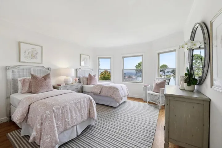 1563 35th Avenue, San Francisco, California 94122