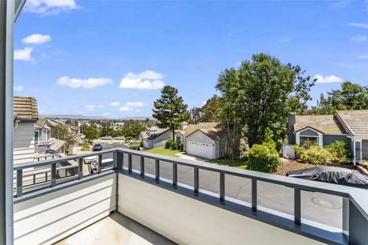385 Algonquin Drive, Simi Valley, California 93065