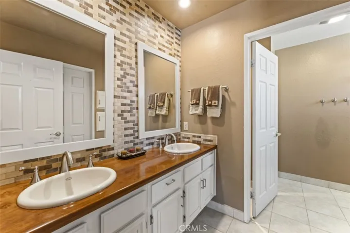 385 Algonquin Drive, Simi Valley, California 93065