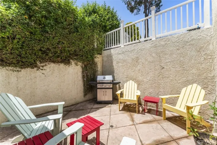385 Algonquin Drive, Simi Valley, California 93065