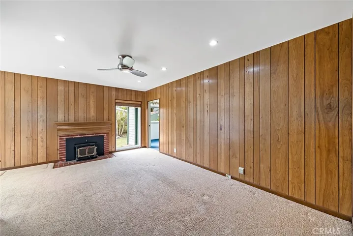2935 Ostrom Avenue, Long Beach, California 90815