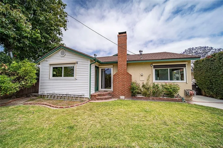 2935 Ostrom Avenue, Long Beach, California 90815