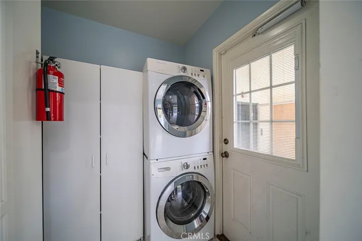 Laundry room off kitchen