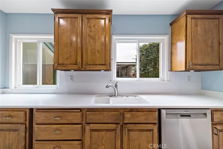2935 Ostrom Avenue, Long Beach, California 90815