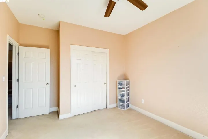 Upstairs Bedroom #2