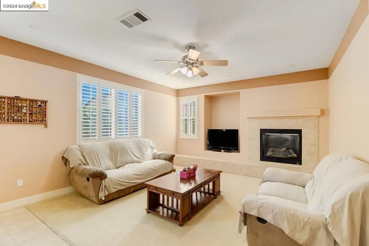 516 Slifer Ct, Discovery Bay, California 94505