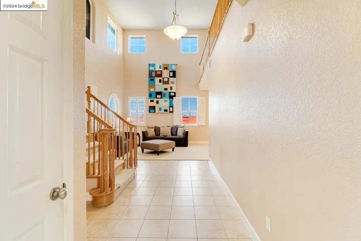 516 Slifer Ct, Discovery Bay, California 94505