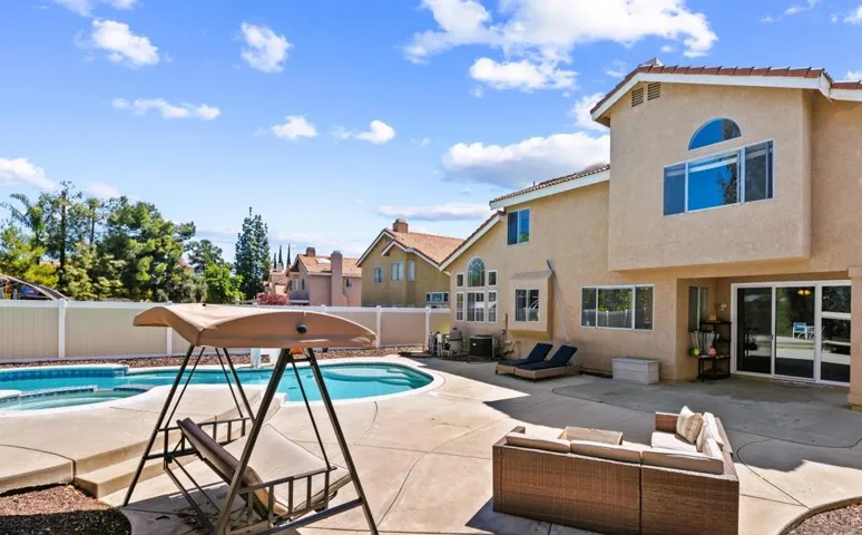 41477 Agean Ct, Murrieta, California 92562