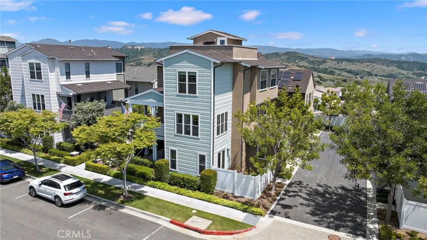 60 Vasto Street, Rancho Mission Viejo, California 92694