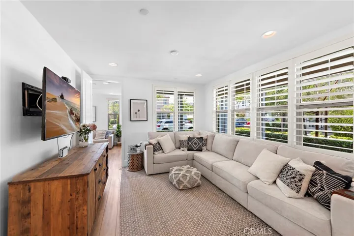 60 Vasto Street, Rancho Mission Viejo, California 92694