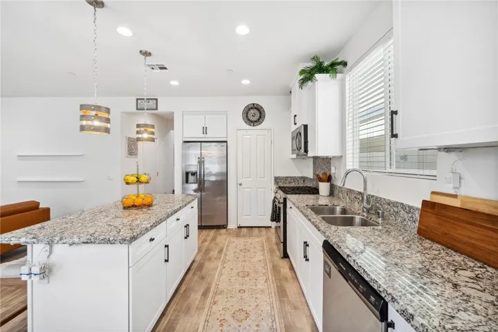 24288 White Willow Avenue, Murrieta, California 92562