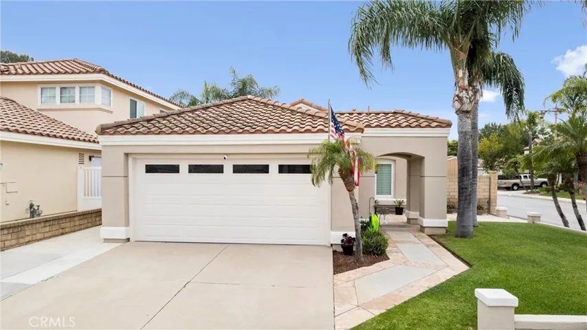 855 S Wildflower Lane, Anaheim Hills, California 92808