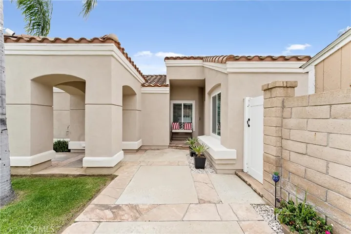 855 S Wildflower Lane, Anaheim Hills, California 92808
