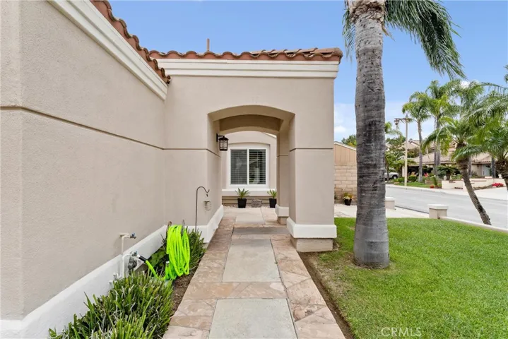 855 S Wildflower Lane, Anaheim Hills, California 92808