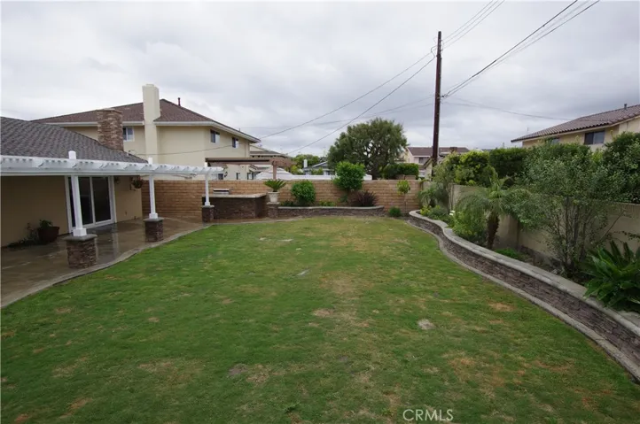 16262 Bradbury Lane, Huntington Beach, California 92647
