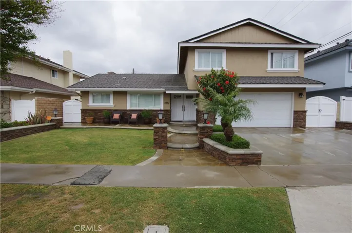 16262 Bradbury Lane, Huntington Beach, California 92647