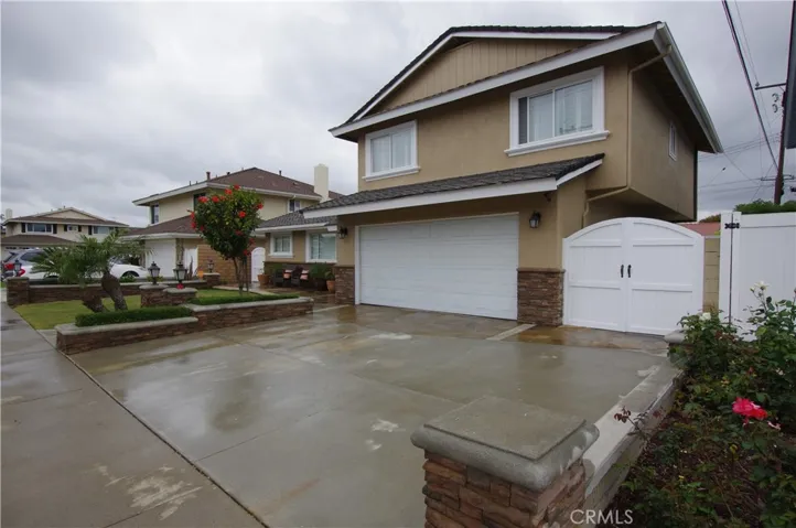 16262 Bradbury Lane, Huntington Beach, California 92647