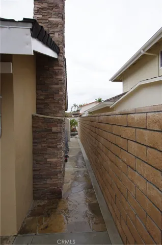 16262 Bradbury Lane, Huntington Beach, California 92647