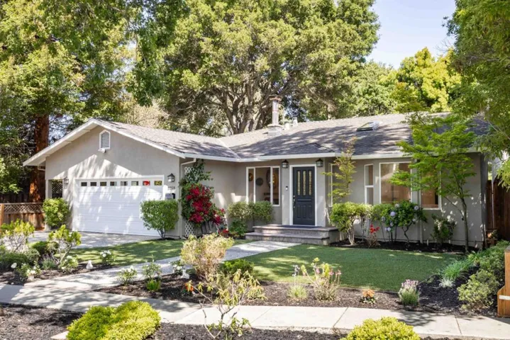 1058 Menlo Oaks Drive, Menlo Park, California 94025